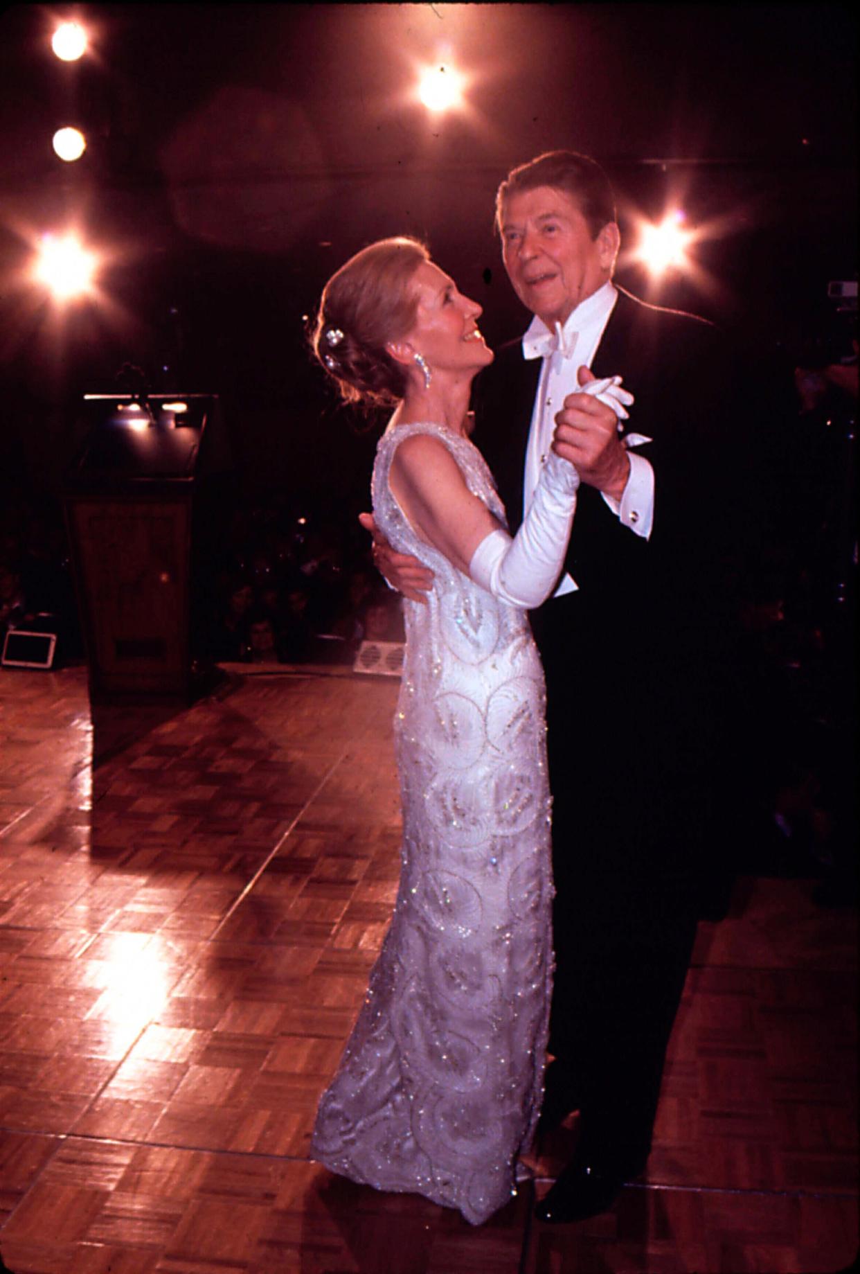 The couple at one of 1981's many inaugural balls.