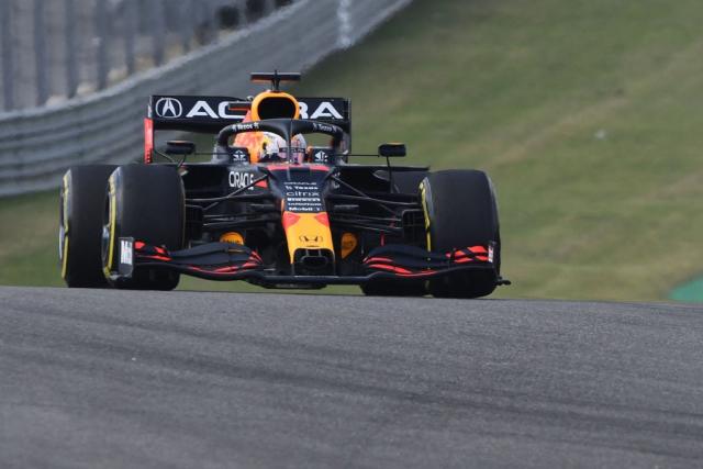 Max Verstappen about to land in United States Grand Prix.