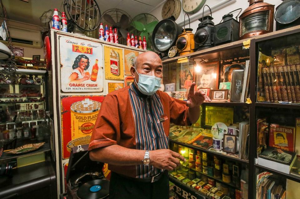 Retiree Ramli Abu Itam has decided to sell his antique collection. ― Picture by Farhan Najib