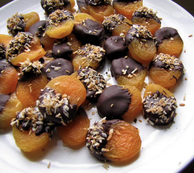 Get in my belly. Recipe: Chocolate-Dipped Apricots with Coconut Flakes