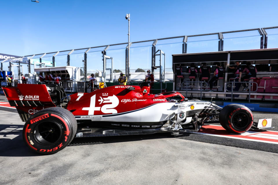 Una vettura Alfa Romeo Sauber, durante il GP di Melbourne (Getty)