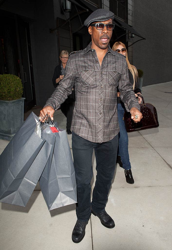 Eddie Murphy Shopping In Beverly Hills