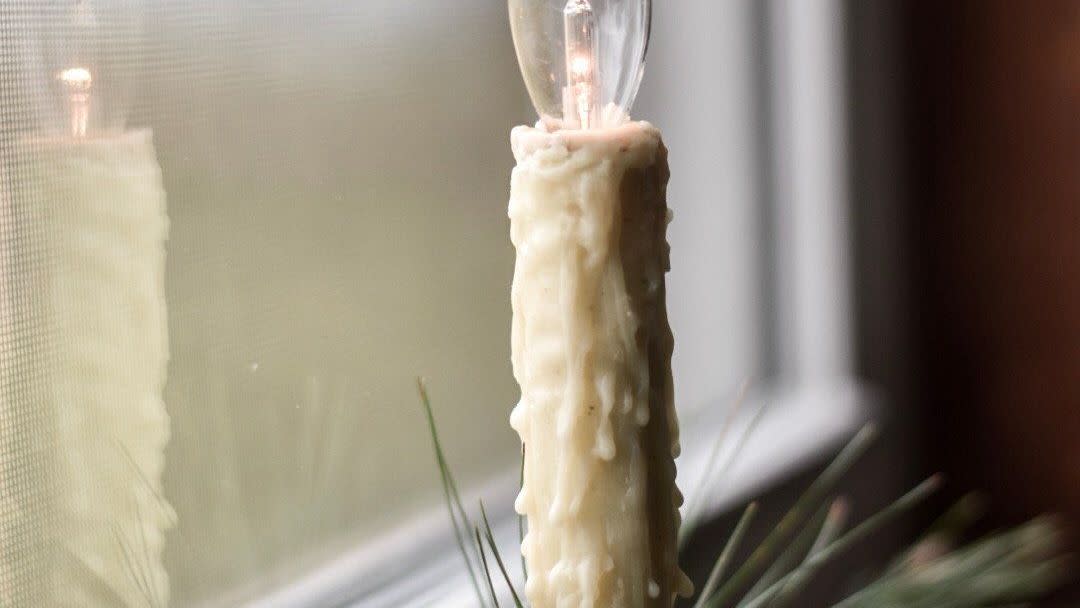 diy christmas window decorations candles