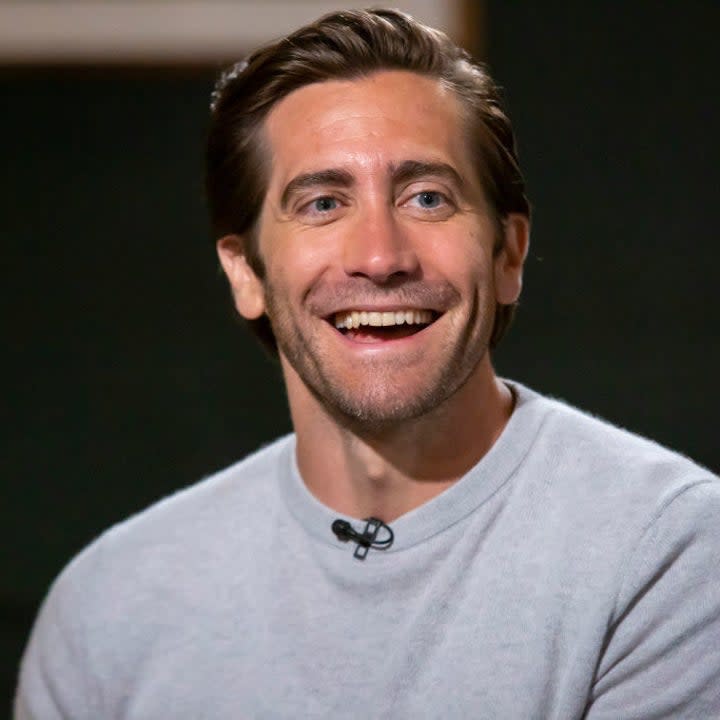 <div><p>"I remember auditioning for <i>The Lord of the Rings</i> and going in and not being told that I needed a British accent," <a href="https://www.hollywoodreporter.com/news/general-news/matthew-mcconaughey-jake-gyllenhaal-at-651358/" rel="nofollow noopener" target="_blank" data-ylk="slk:Jake said;elm:context_link;itc:0;sec:content-canvas" class="link ">Jake said</a>. "I really do remember [the director] Peter Jackson saying to me, 'You know that you have to do this in a British accent?' We heard back that it was literally one of the worst auditions."</p></div><span> Nbc / NBCU Photo Bank/NBCUniversal via Getty Images, New Line Cinema / Â©New Line Cinema/Courtesy Everett Collection</span>