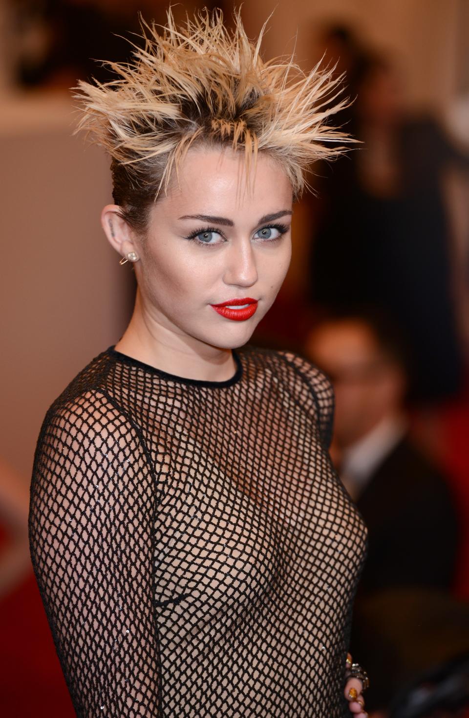 Miley Cyrus, 2013
