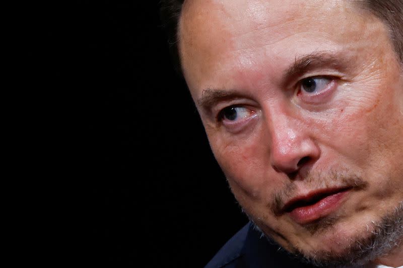 Foto de arquivo: Elon Musk, CEO da Tesla e proprietário do X, participa da conferência VivaTech em Paris