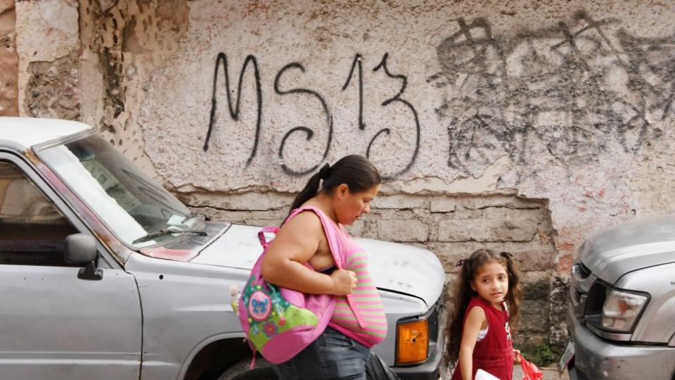 Grafiti en una pared en San Salvador.