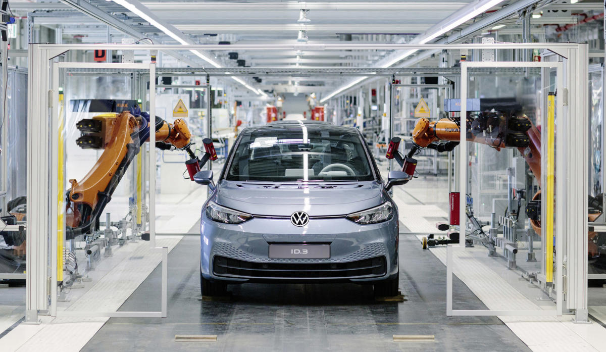 swedish-battery-manufacturer-northvolt-receives-a-14-billion-order-from-vw