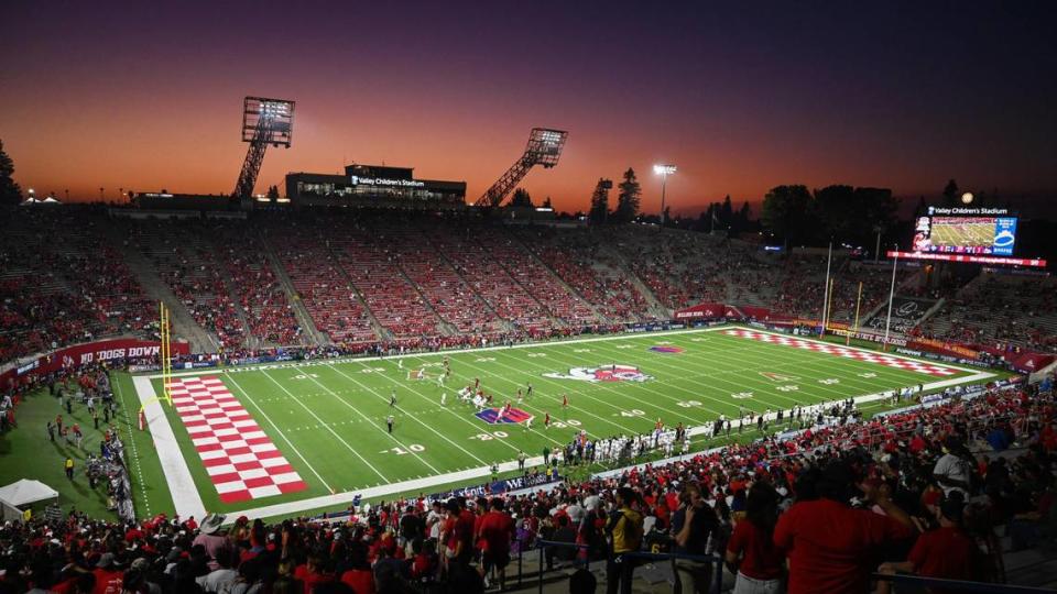 The sun sets on Valley Children’s Stadium during Fresno State’s season-opening game against Cal Poly on Thursday, Sept. 1, 2022.