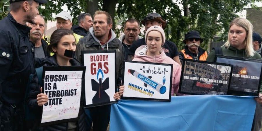 Maryana Yaremchyshna (front left) is one of the leaders of the pro-Ukrainian movement in the city of Greifswald, next to which is Lubmin, the terminus of Russia's Nord Stream gas pipelines.