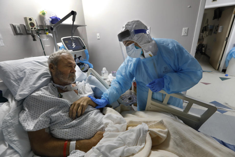 Un paciente de covid-19 es atendido en un hospital en Houston, Texas. (Getty Images)