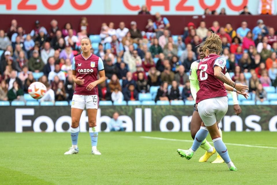 Rachel Daly score twice on her Aston Villa debut (Getty Images)