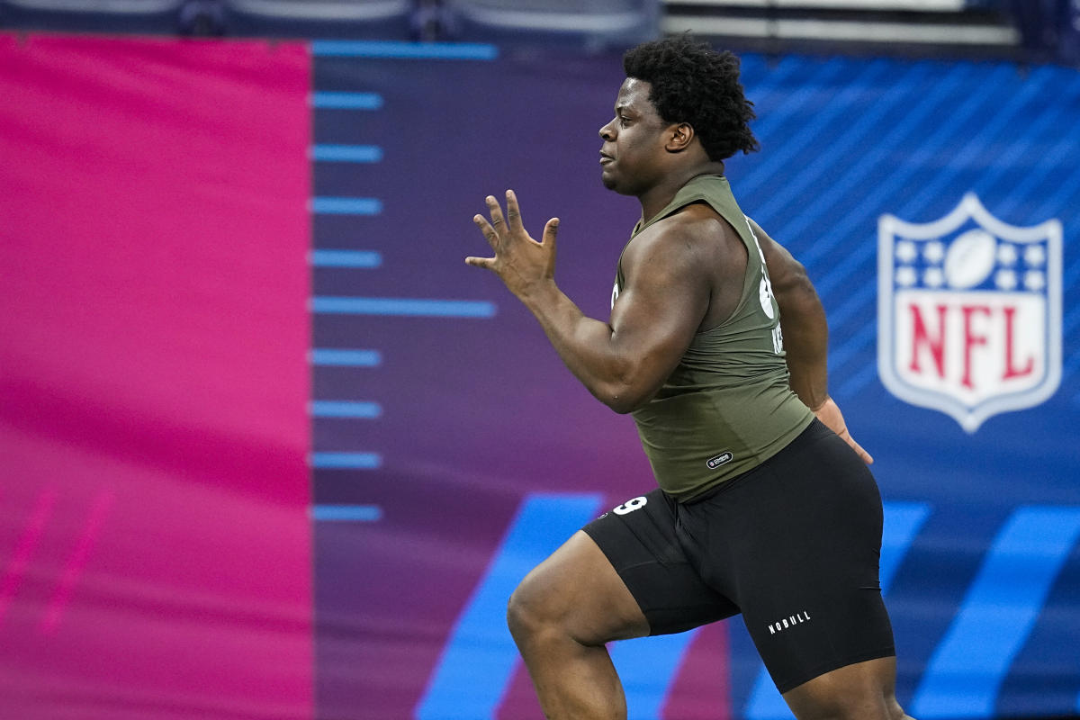 Pitt's Calijah Kancey sets DT record at combine with 4.67 40-yard