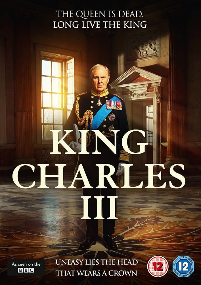 BBC 2017年曾推出短劇《查理斯三世》，改編同名舞台劇劇本，時空背景設定在英女王伊莉莎白二世駕崩後，由查理斯三世繼任。(圖片來源: 《查理斯三世》電影海報)