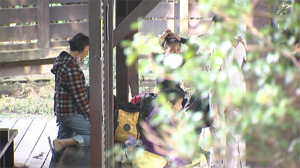 陽明山前山公園公共浴池　女性湯屋「剩一池」擠泡湯超尷尬