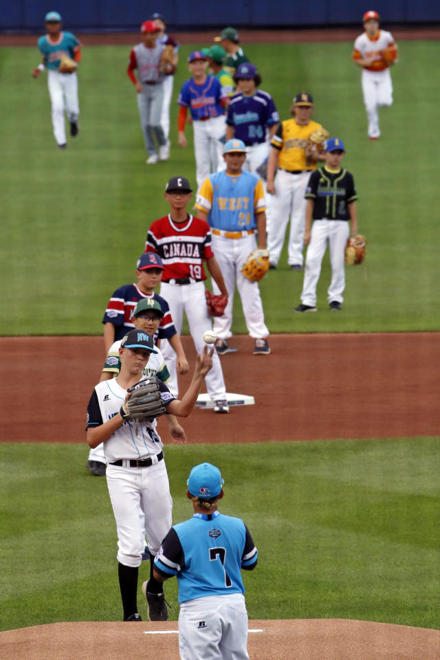 Kid stuff: Mets rout Phillies 8-2 in Little League Classic