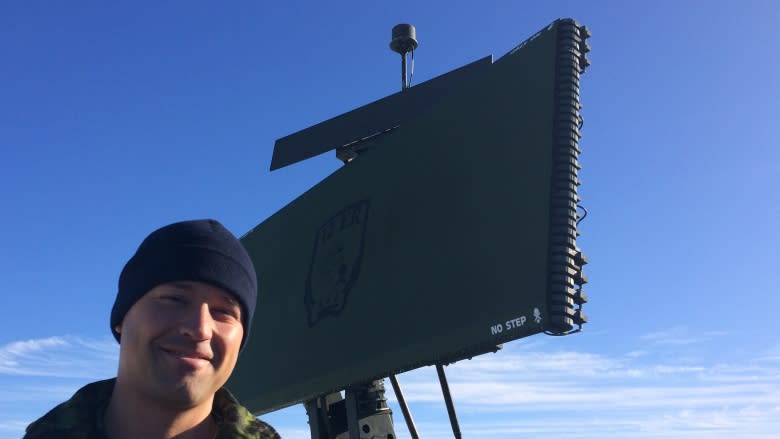 Filling the gap: 9 Wing Gander gets a little radar help from Quebec