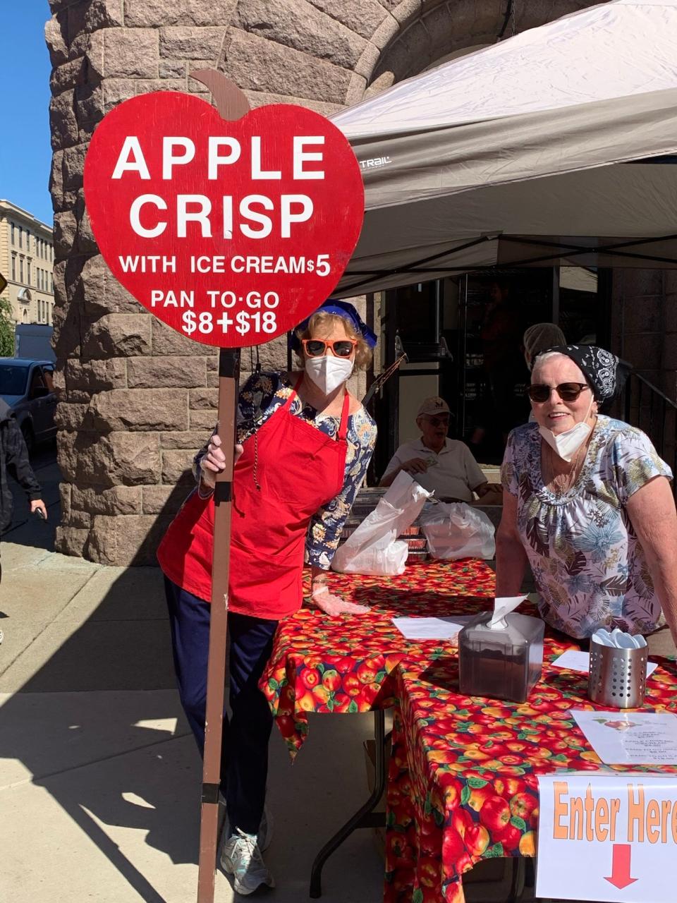 The First Baptist Church was again offering its famous apple crisp at the 2021 Johnny Appleseed Arts and Cultural Festival.