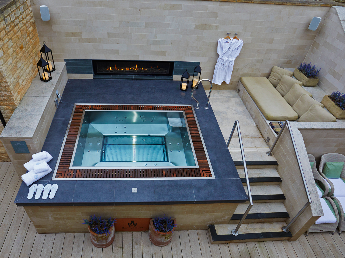 The boutique hotel has a candlelit indoor infinity pool and hydrotherapy hot tub (Dormy House Hotel & Spa)