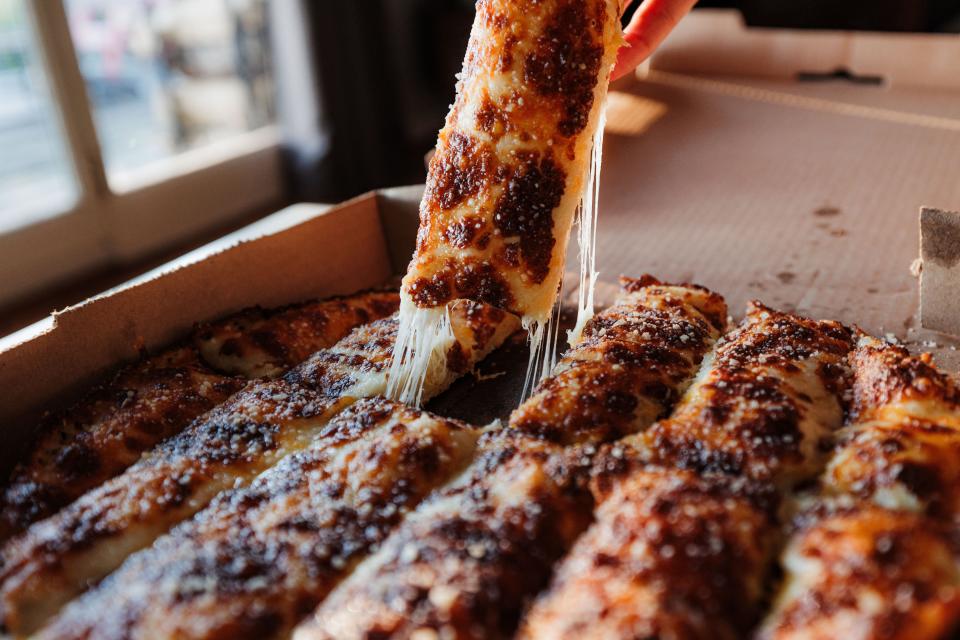 The Cheese sticks from Dameon's Pizza has that crusty, caramelized cheese around the corners that makes cheese sticks oh-so-good and just a little addictive.