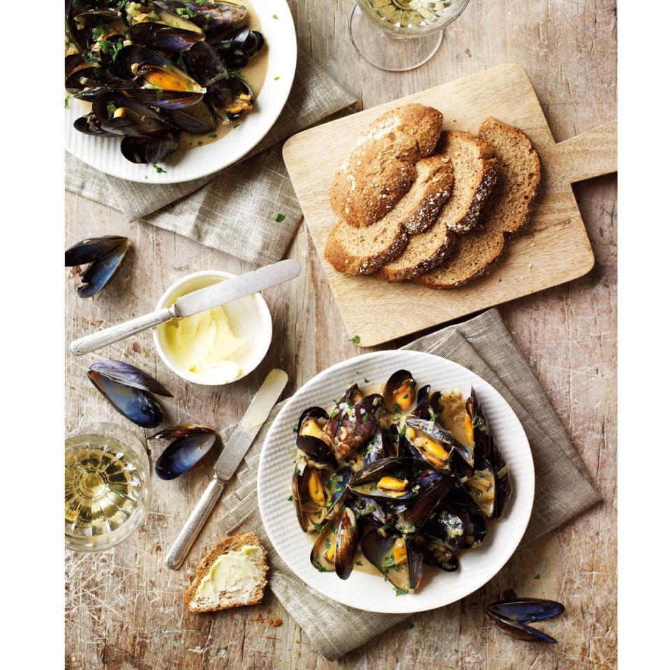 creamy guinness mussels best recipes for st patricks day 2023