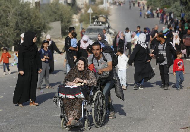 Palestinians leave the northern part of the Gaza to flee the central and southern parts of the Gaza Strip on November 08, 2023.