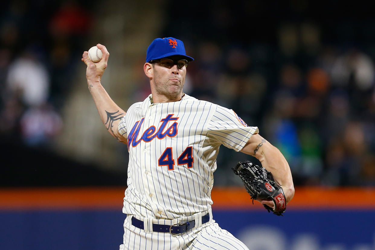NEW YORK, NY - APRIL 26:  Kyle Farnsworth #44 of the New York Mets in action against the Miami Marlins at Citi Field on April 26, 2014 in the Flushing neighborhood of the Queens borough of New York City. Marlins defeated the Mets 7-6 in ten inning  (Photo by Mike Stobe/Getty Images) 