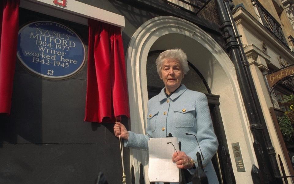 Nancy Mitford's blue plaque outside Heywood Hill, unveiled by her sister Deborah Cavendish - Brian Smith