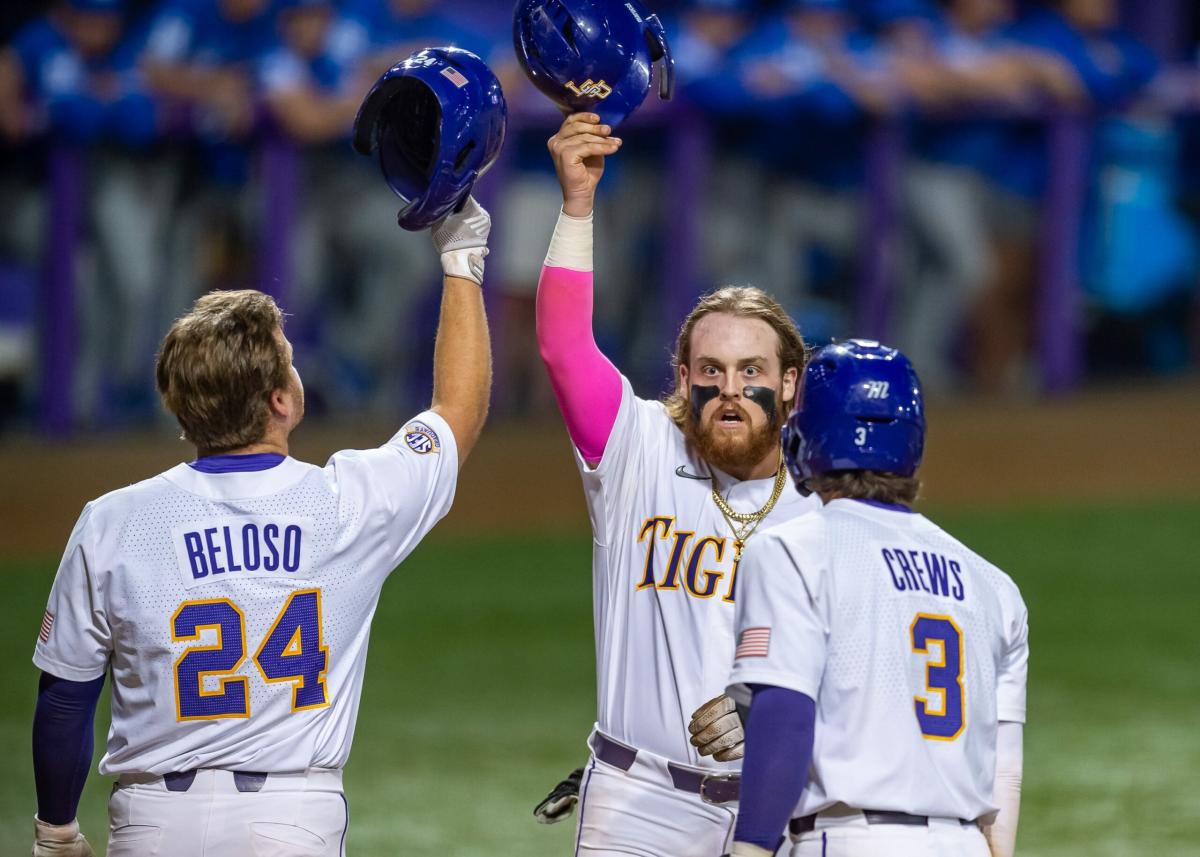 Ole Miss baseball sweeps series vs. No. 7 South Carolina