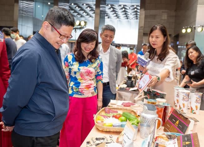 商圈嘉年華活動多樣，完成指定「職人任務」還能集點抽大獎。（圖／台北市商業處提供）