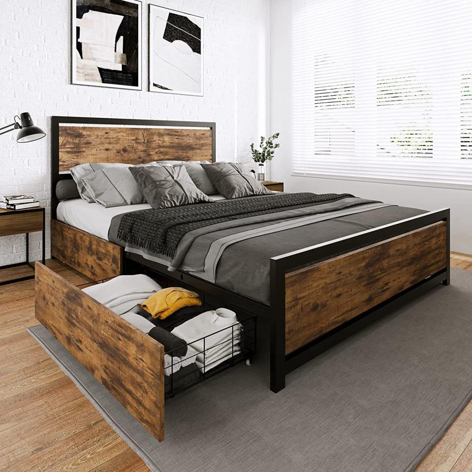 Amerlife Bed Frame With Storage Drawers