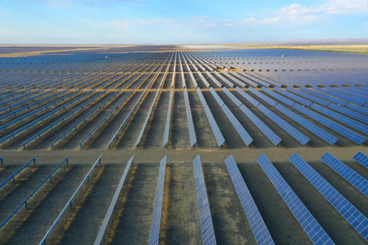 Westlands Solar Park, near the town of Lemoore in the San Joaquin Valley of California, is the largest solar power plant in the U.S. and could become one of the largest in the world.