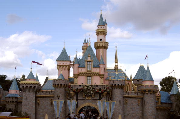 9 people have contracted the very dangerous Legionnaire’s Disease after visiting Disneyland