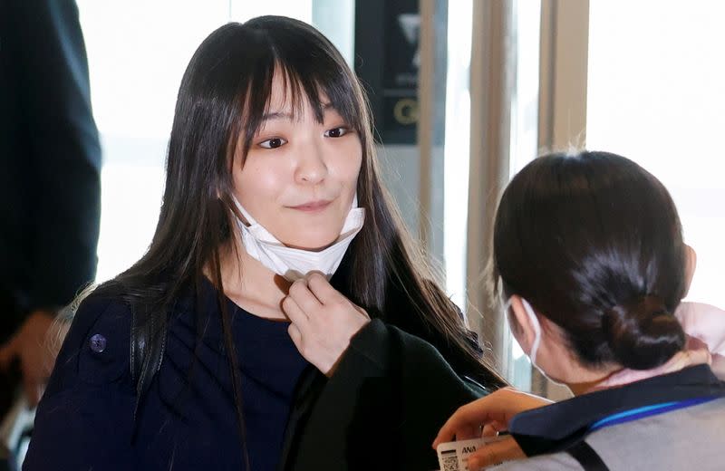 Mako Komuro, former Japan's Princess Mako, leaves Japan with her husband Kei to start their new life in the U.S..