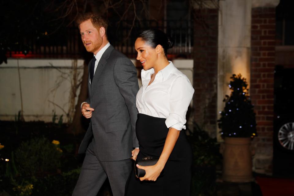 Bei ihrer Baby-Shower muss Herzogin Meghan auf ihren Mann Prinz Harry verzichten. Er soll nicht mit nach Amerika gereist sein. (Bild: Tolga Akmen/WPA Pool/Getty Images)