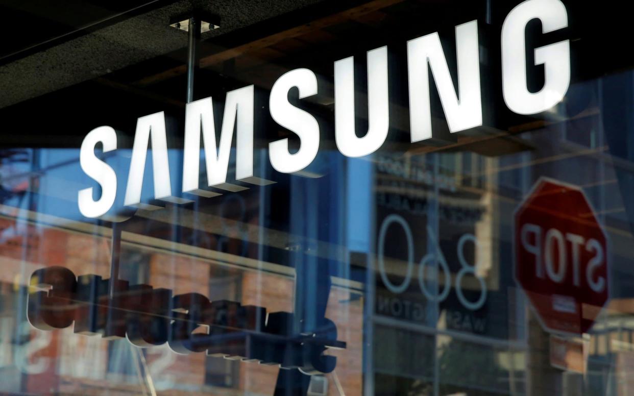 A Samsung store in Singapore caught fire ahead of the Galaxy S8 launch - REUTERS