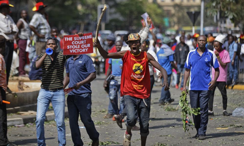 Supporters of Uhuru Kenyatta protest against the supreme court ruling.