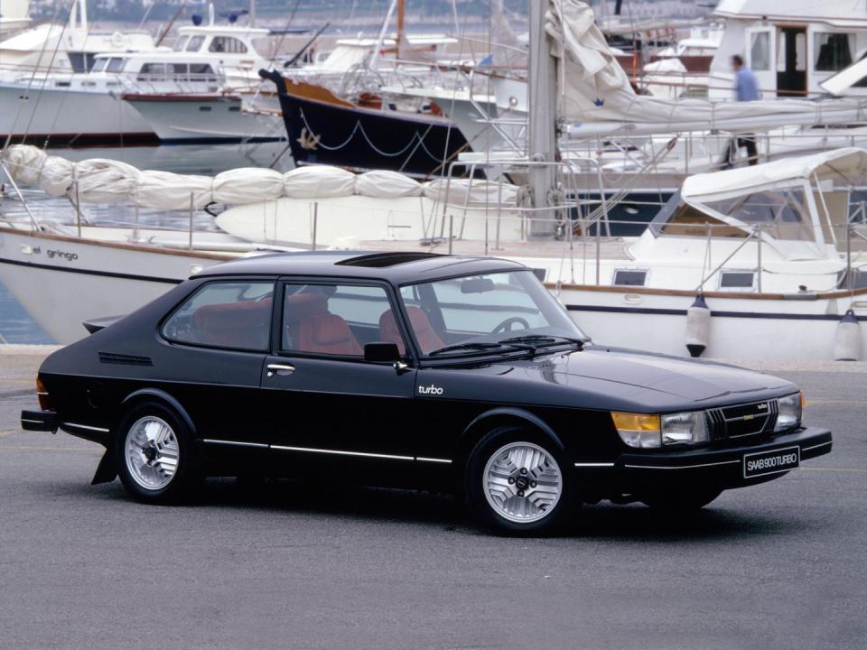 Saab 900 Turbo (1978–1993)