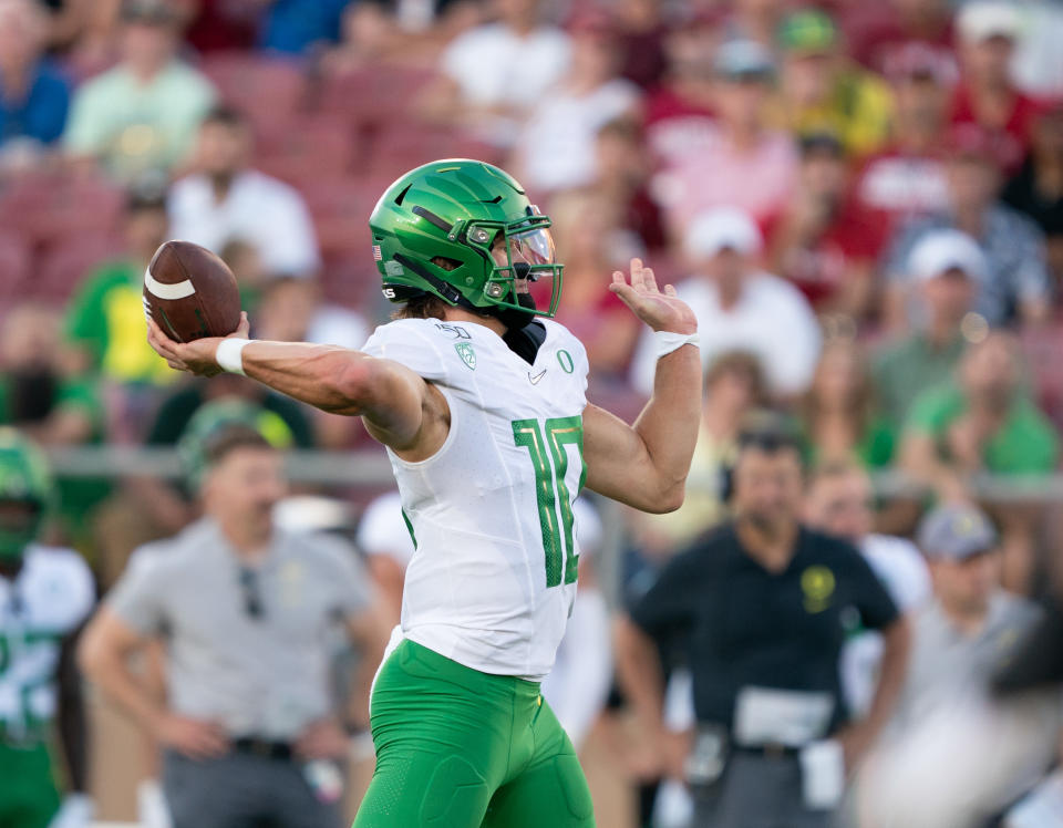 Oregon QB Justin Herbert could be a good possibility for the Cincinnati Bengals. (Getty Images).