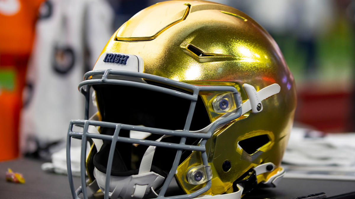 Notre Dame Reveals Sweet New Green Uniforms Set for Ohio State