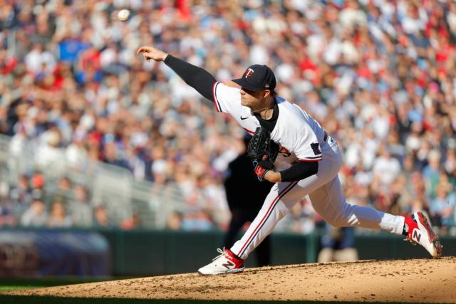 Pair of Cardinal Pitchers Return for Another Season