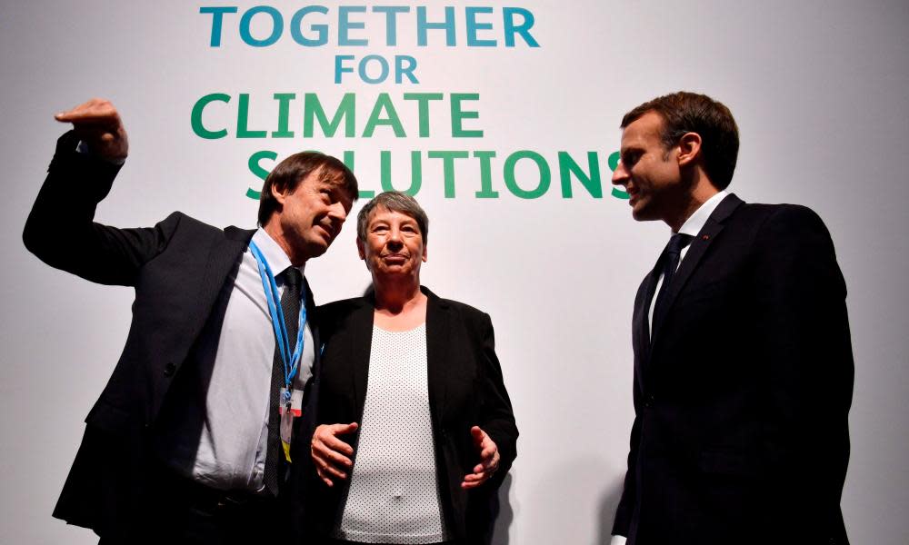 The French president, Emmanuel Macron, right, and France’s minister for the ecological and Inclusive transition, Nicolas Hulot, talk with the outgoing German environment minister Barbara Hendricks during the UN conference on climate change in Bonn