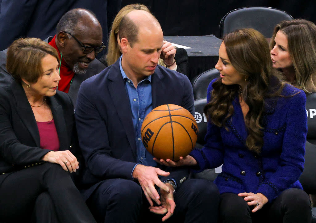 TOPSHOT-US-BRITAIN-DIPLOMACY-ROYALS-NBA