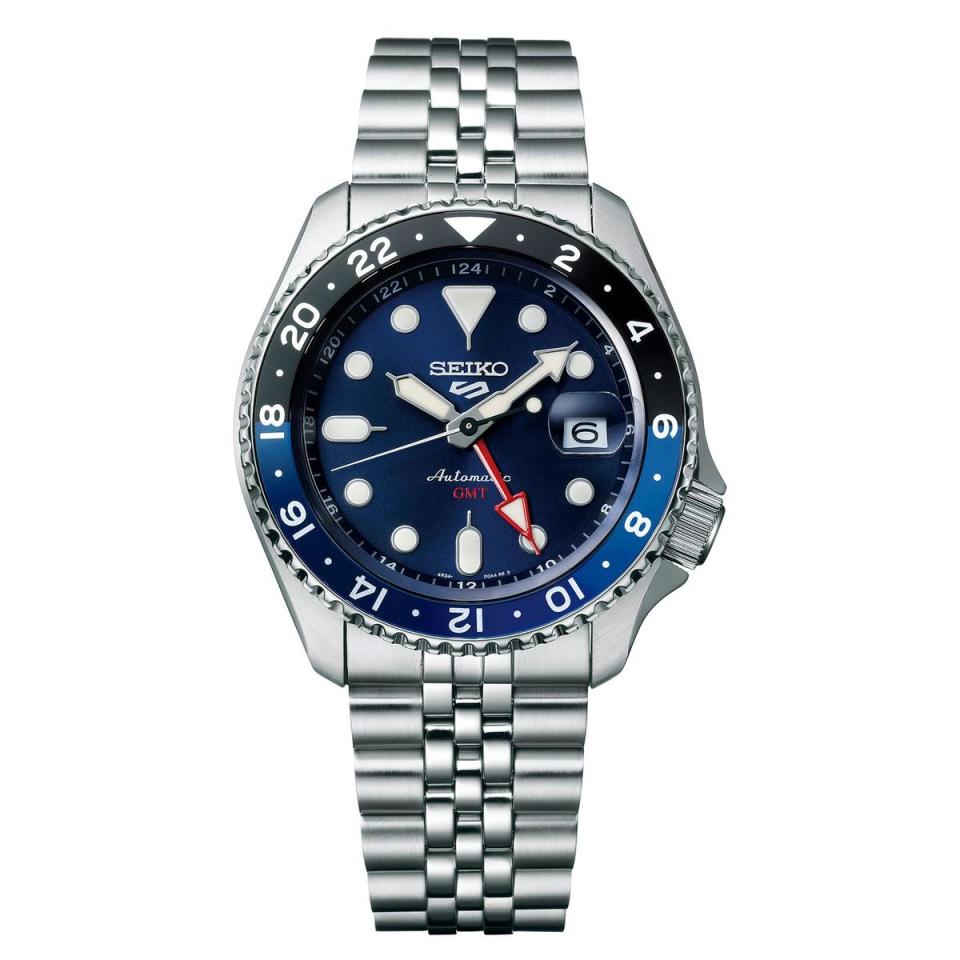 SEIKO 5 Sports GMT，SSK003K1，建議售價NT$13,500。