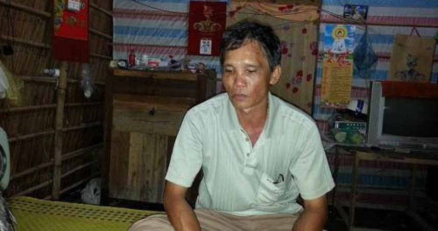 越南一名男子因為太過貧窮，老婆忍受不了和他離婚。（圖／翻攝自tintuconline）