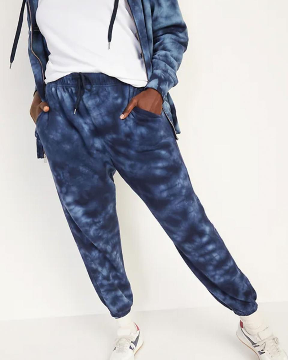 Extra High-Waisted Specially-Dyed Fleece Classic Sweatpants