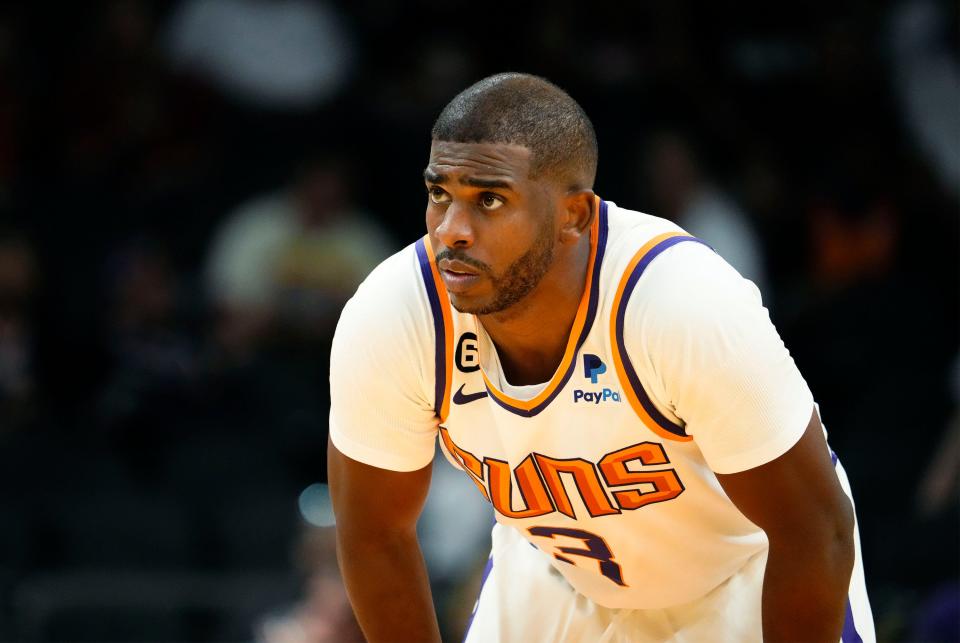 Phoenix Suns guard Chris Paul (3) against the Adelaide 36ers at Footprint Center in Phoenix on Oct. 2, 2022.