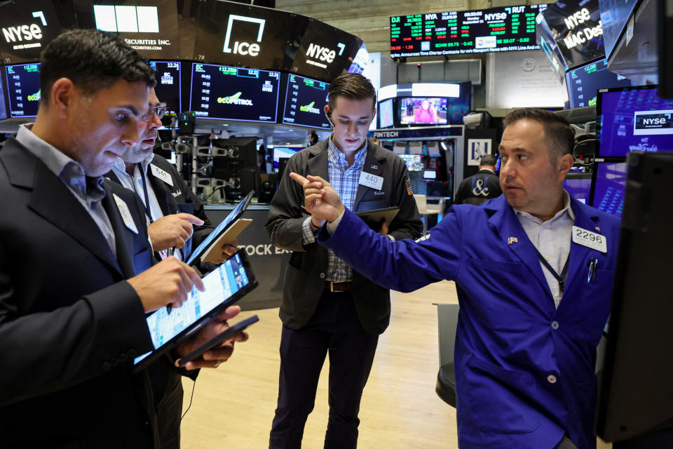 Traders work on the floor of the New York Stock Exchange (NYSE) in New York City, U.S., September 11, 2023.  REUTERS/Brendan McDermid