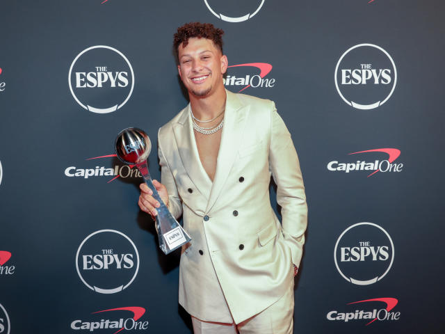 Patrick Mahomes added to his trophy collection with 2 2023 ESPY Awards