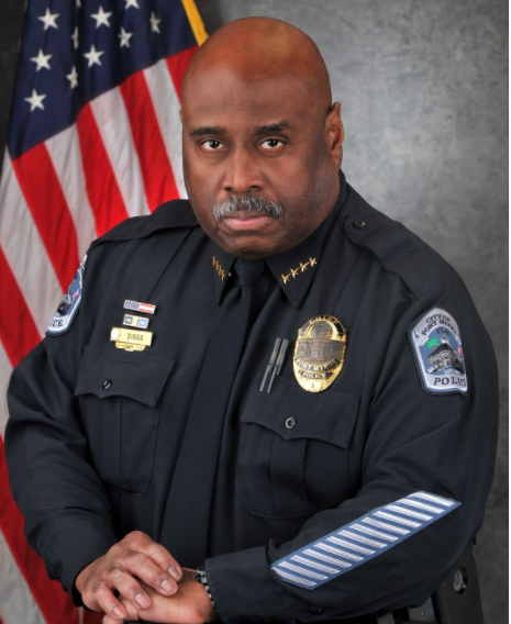 Derrick Diggs,  Fort Myers policec chief